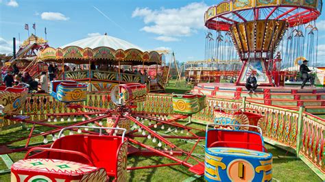 Funfair magic water slides